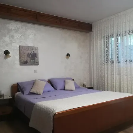 Otilija Apartament *
