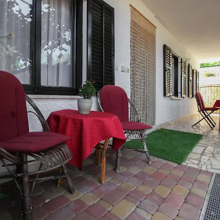 Apartment Otilija *